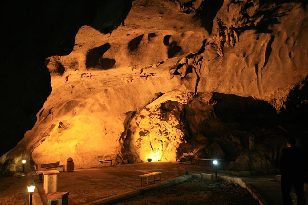 Gökgöl Mağarası2.jpg